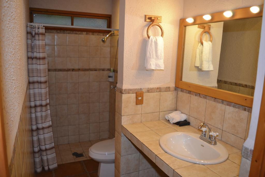 Lomas De Tzununa Hotel Ngoại thất bức ảnh